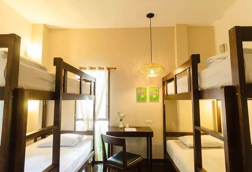 Bed in Shared Room with Shared Bathroom, Eco Resort Chiang Mai