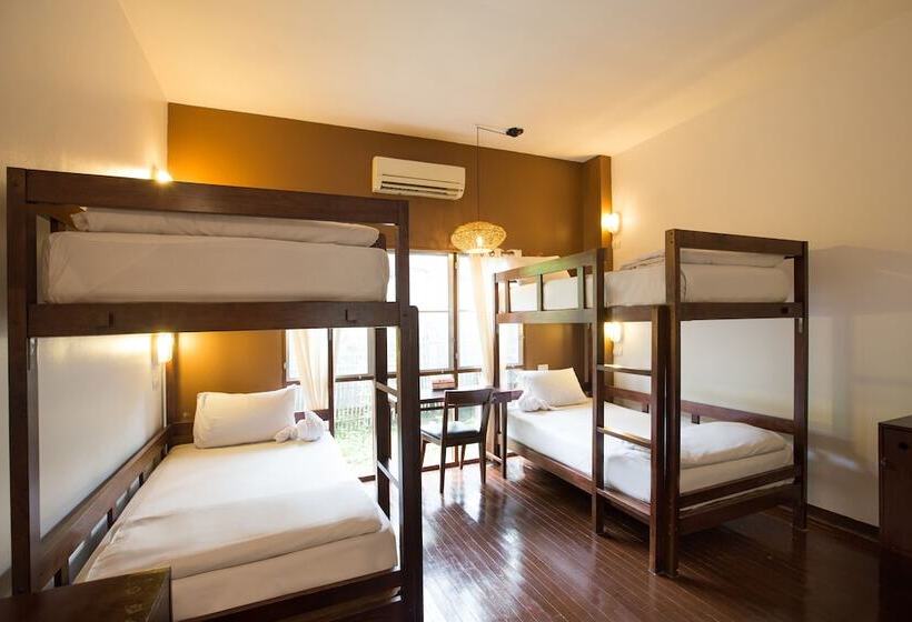带共用卧室公用房间的床, Eco Resort Chiang Mai
