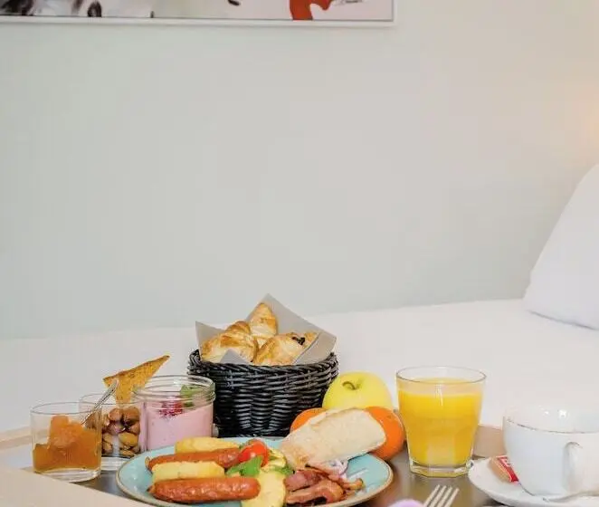 コンフォートルーム, Golden Tulip Villepinte Roissy Parc Des Expositions