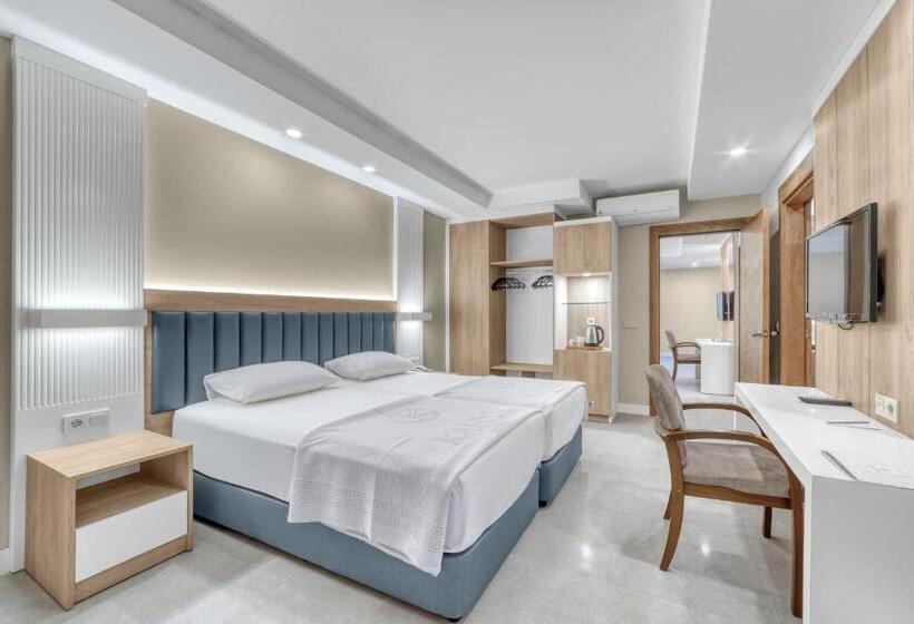 수피리어 스위트 바다 전망, Kahya