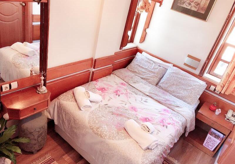 اتاق استاندارد, Karyatit Kaleici