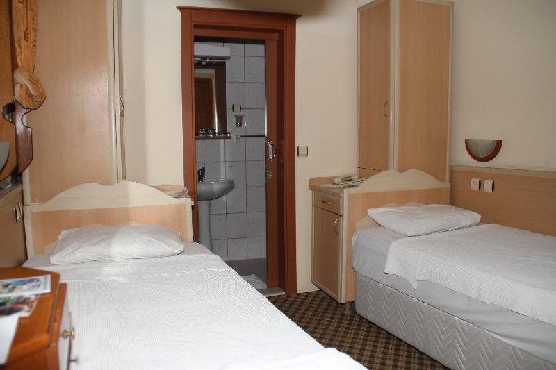 اتاق استاندارد یک نفره, Karyatit Kaleici