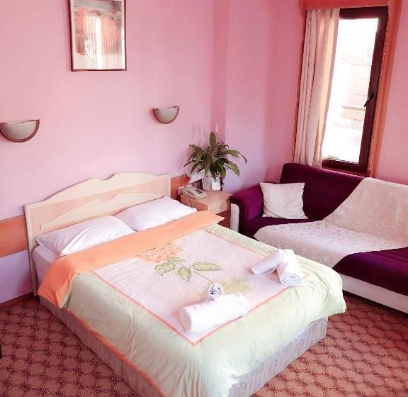 سوییت سوپریور, Karyatit Kaleici