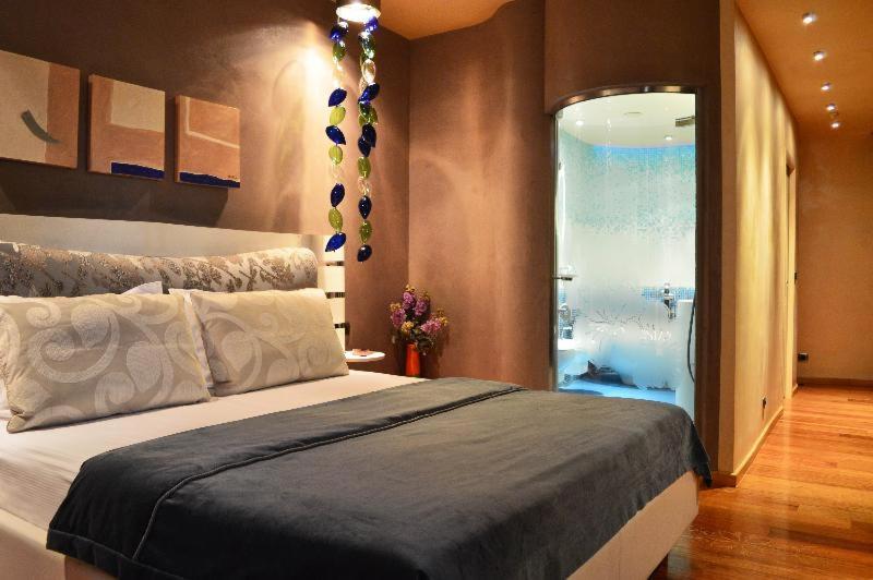 标准间, Les Fleurs Boutique