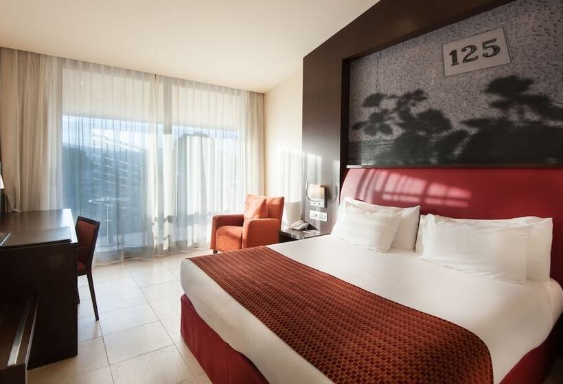 スタンダードルーム, Mas Solà