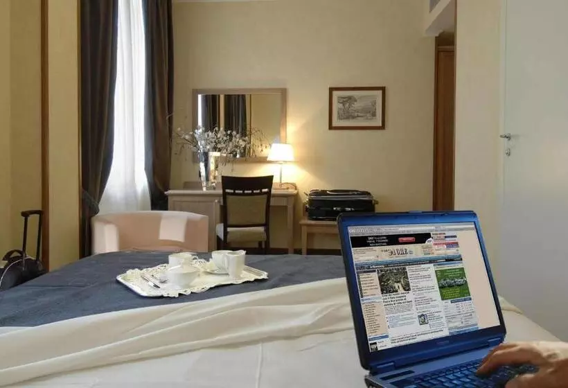 اتاق استاندارد, Green Hotel Poggio Regillo