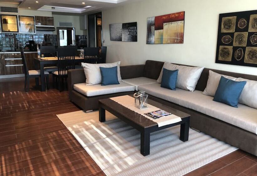 Люкс 2 Спальни, Royal Beach Boutique Resort & Spa Koh Samui