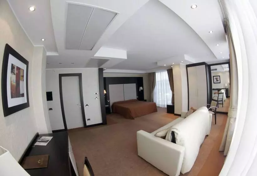 スタンダードトリプルルーム, B&b Hotel Napoli San Mauro