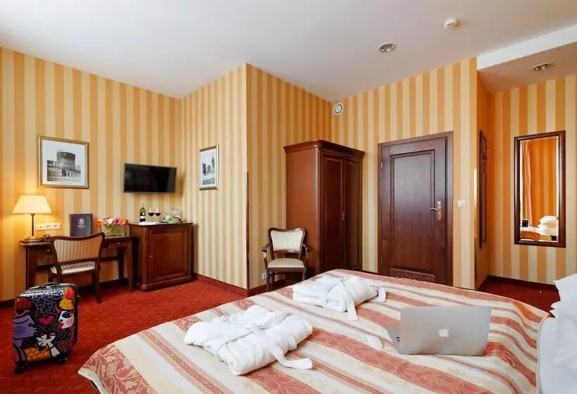 Deluxe-huone, Wolne Miasto Old Town Gdańsk