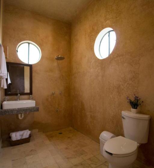 اتاق لوکس, Boutique Bugambilias