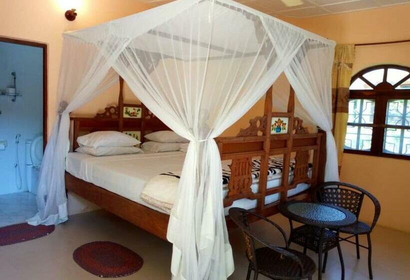 标准间带游泳池, Safina Resort