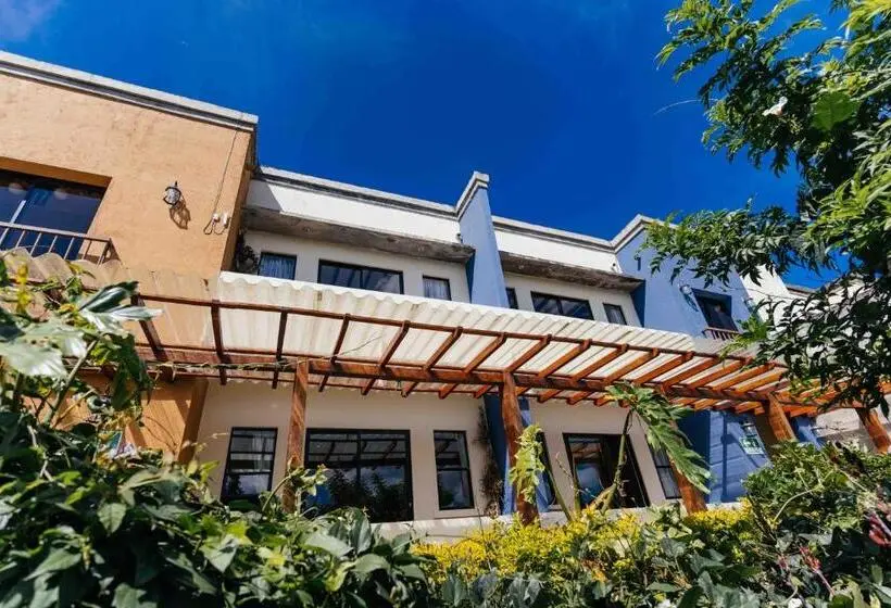 استودیوی استاندارد, Casa 1800 Ataco Hotel Boutique