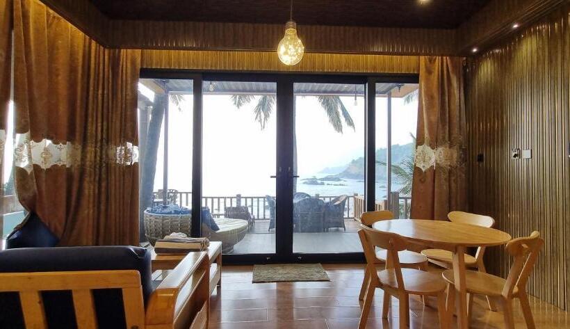 וילה עם חדר שינה אחד ובריכת שחיה, Cola Goa Beach Resort