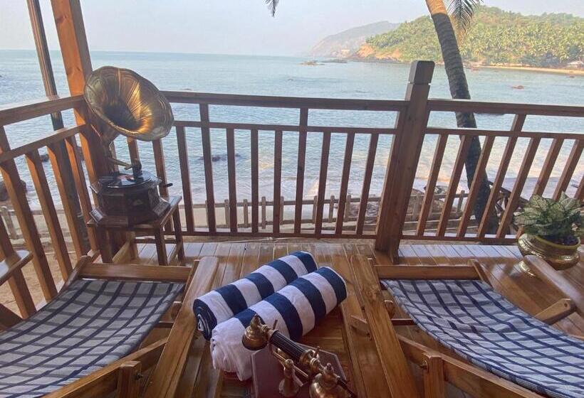 חדר סטנדרט נוף לים, Cola Goa Beach Resort