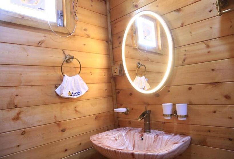 חדר סטנדרט נוף לים, Cola Goa Beach Resort