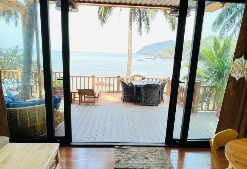 וילה עם חדר שינה אחד ובריכת שחיה, Cola Goa Beach Resort