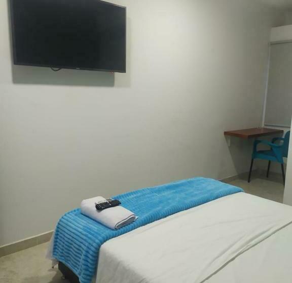 スタンダードルーム, Maria Del Mar