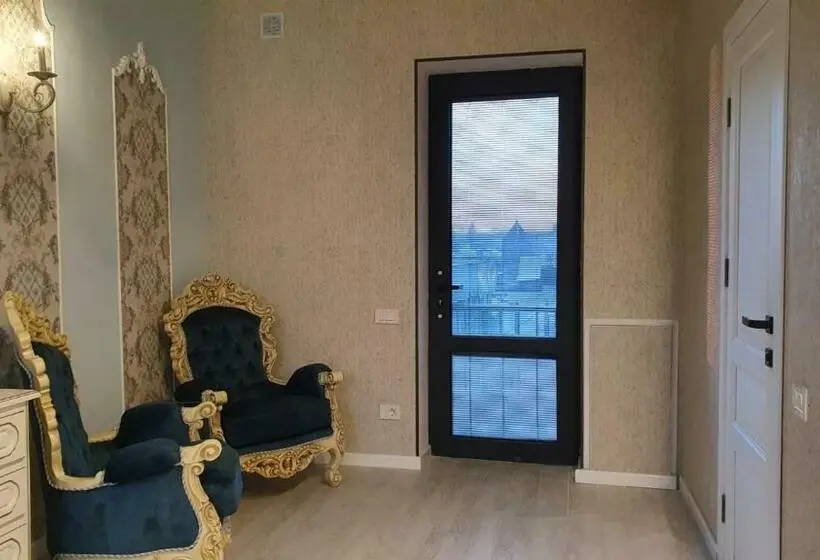 اتاق استاندارد با بالکن, Jinjotel Gyumri