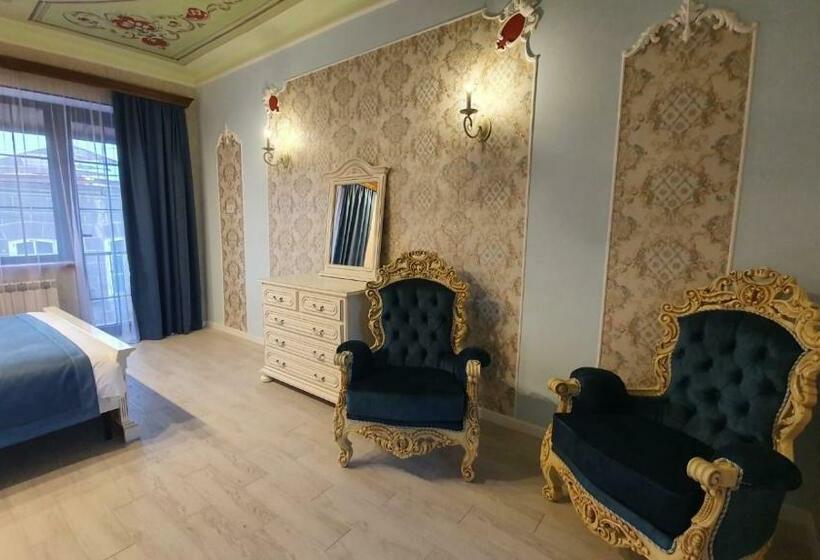 اتاق استاندارد با بالکن, Jinjotel Gyumri