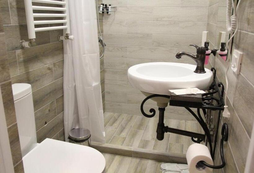 اتاق لوکس, Jinjotel Gyumri