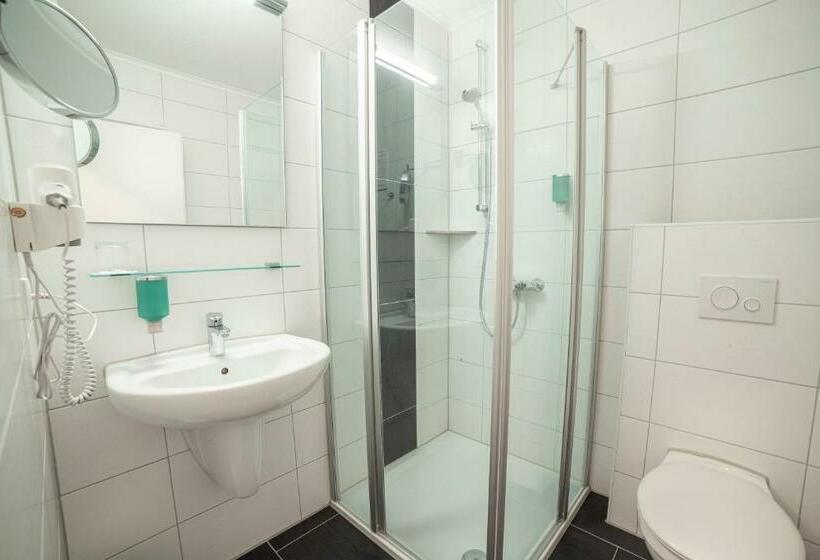 غرفة قياسية لذوى الاحتياجات الخاصة, Eventhotel Moment