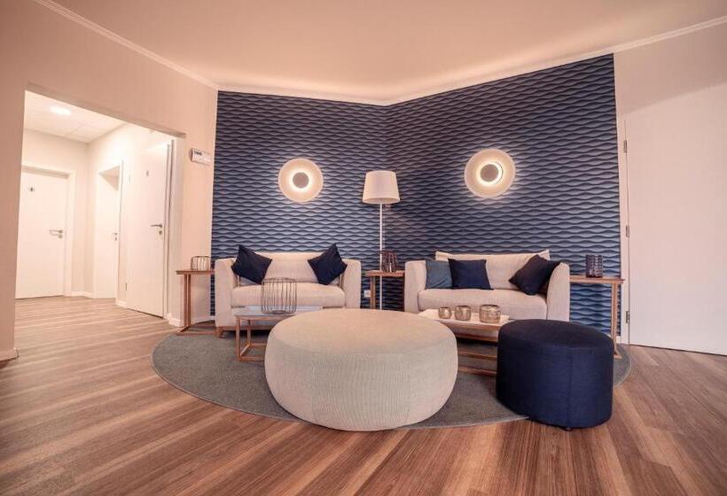 جناح, Eventhotel Moment