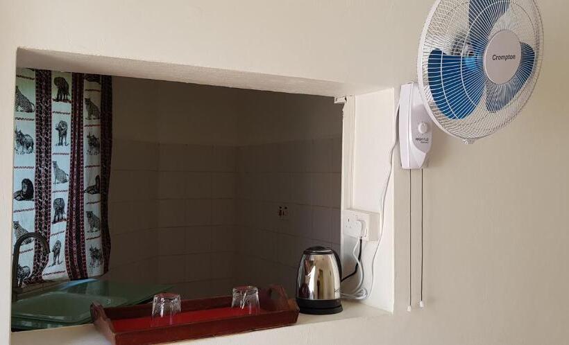 سوییت, Northern Pearl