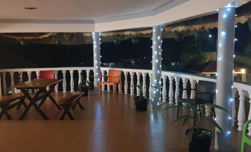 سوییت, Northern Pearl