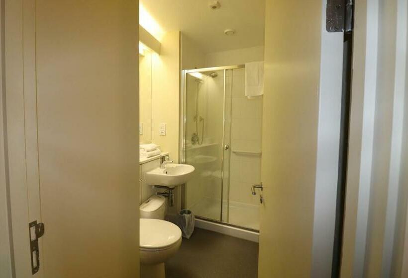 Номер Стандарт Индивидуальный, The Shrine Of Our Lady Of Walsingham