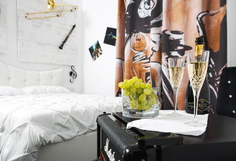 디럭스 룸, Vincent House Boutique