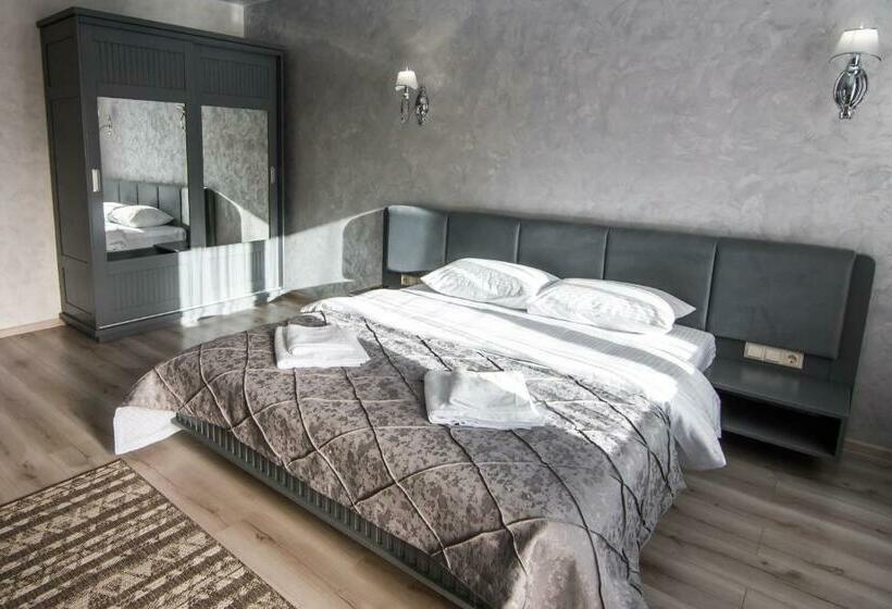 سوییت, Diamond Resort Black