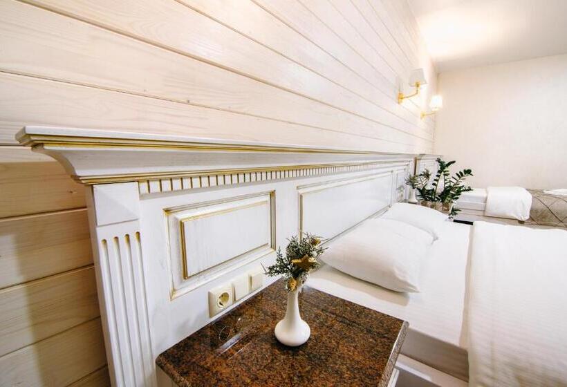 اتاق استاندارد سه تخته با بالکن, Diamond Resort Black