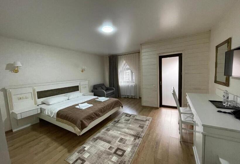 اتاق خانوادگی, Diamond Resort Black