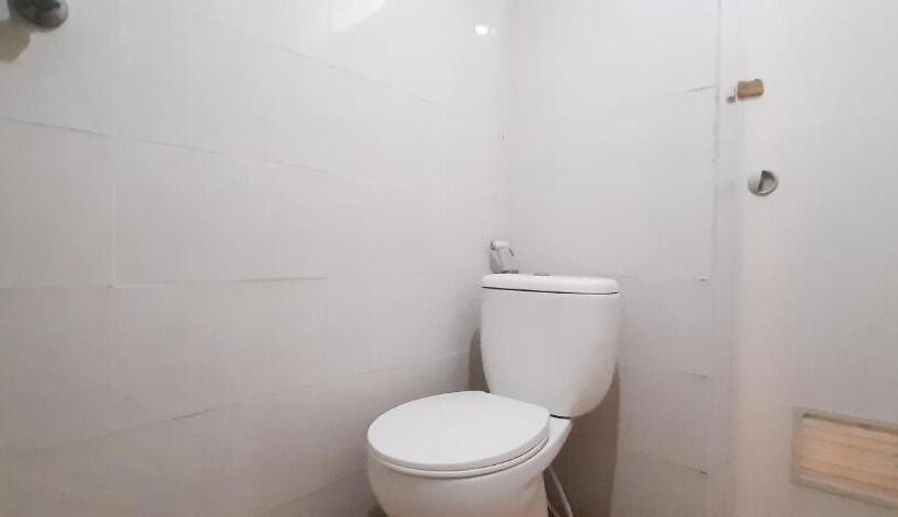 Номер Стандарт, Oyo 90137 Griya Homestay Family