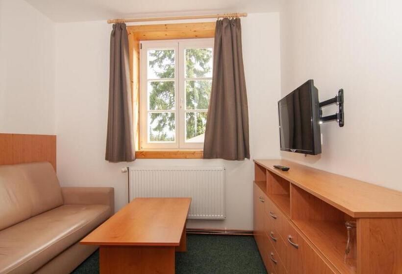 جناح, Hospoda Na Jizerce