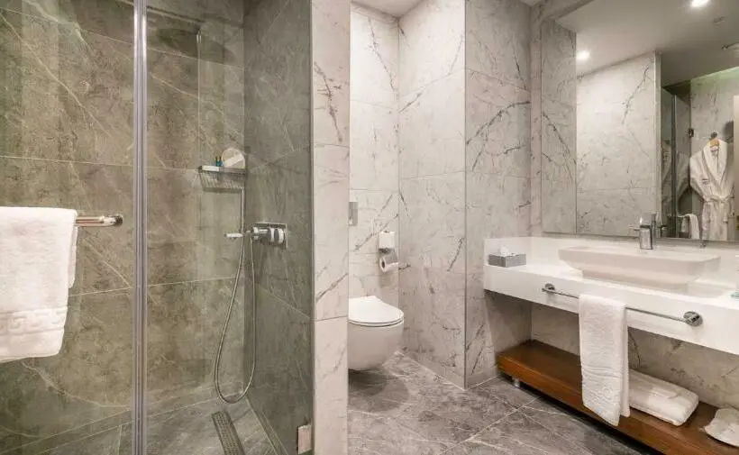 デラックスルーム, Concorde Tower Hotel & Casino