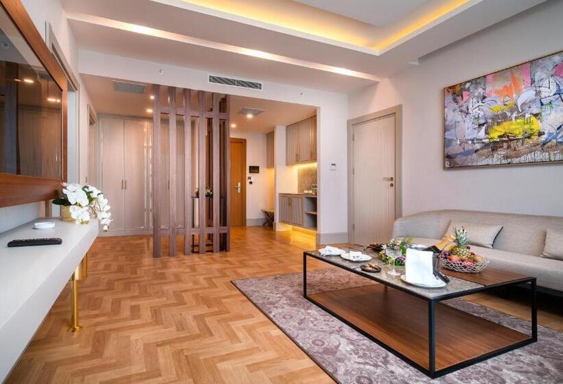 סוויטה דלוקס, Concorde Tower Hotel & Casino