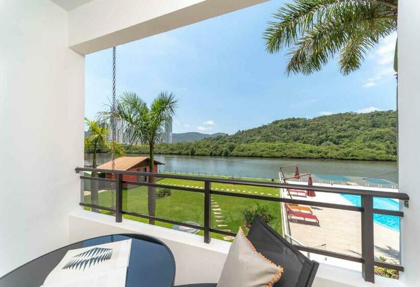 Трехместный Номер Премиум, Rizzu Marina