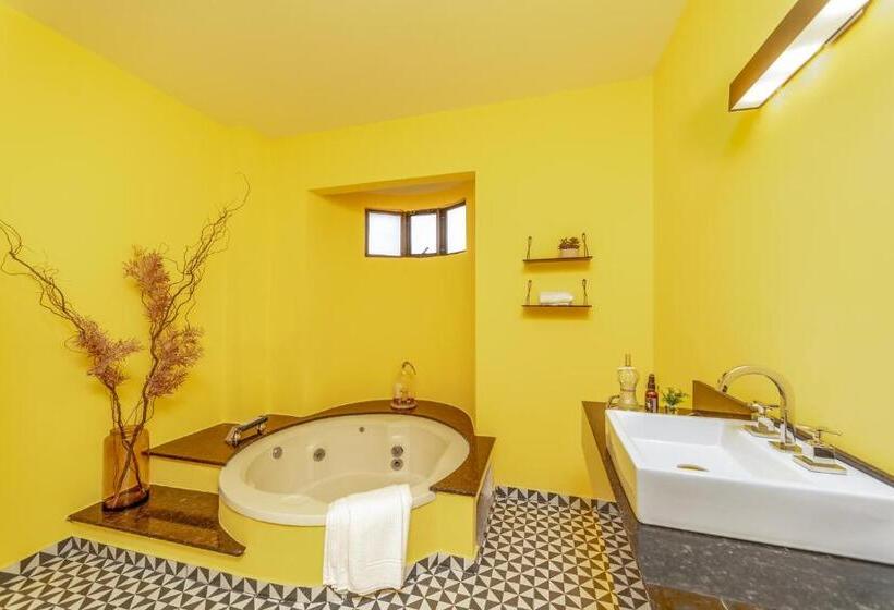 Люкс Мастер, Rizzu Marina