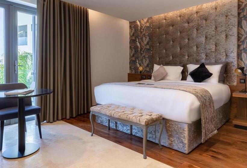 اتاق سوپریور با چشمانداز, The Village Boutique And Spa