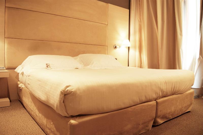 اتاق استاندارد سه نفره, Best Western Plus Hotel Expo