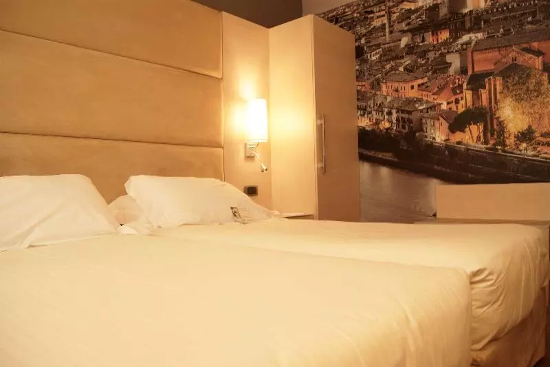 スタンダードトリプルルーム, B&B Hotel Expo Verona Villafranca