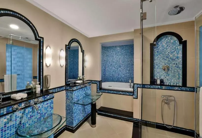 سوییت با چشم‌انداز پانوراما, Al Habtoor Grand Resort, Autograph Collection