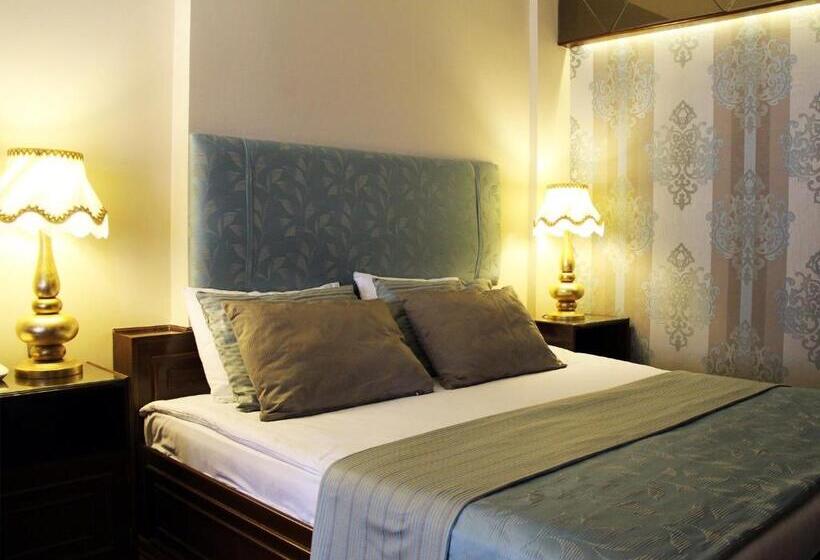 اتاق لوکس, Artiç