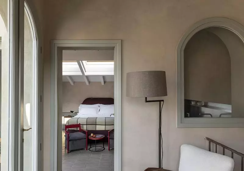 اتاق استاندارد سه نفره, Belle Vue Royan