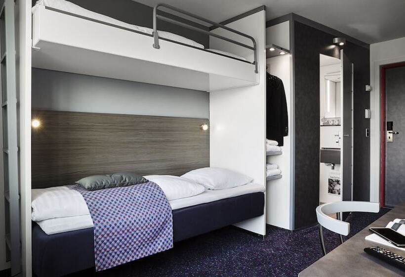 Семейный Номер, Cabinn Vejle