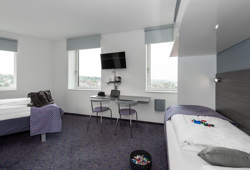 غرفة عائلية, Cabinn Vejle