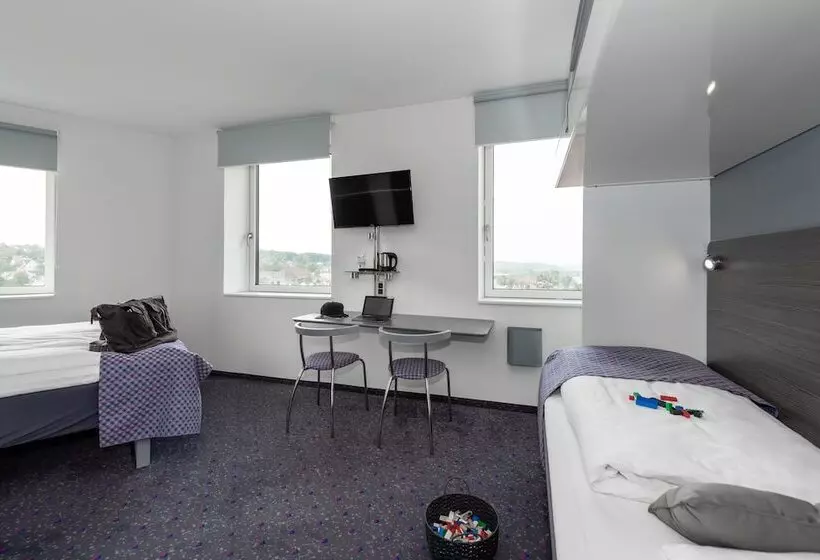 اتاق خانوادگی, Cabinn Vejle