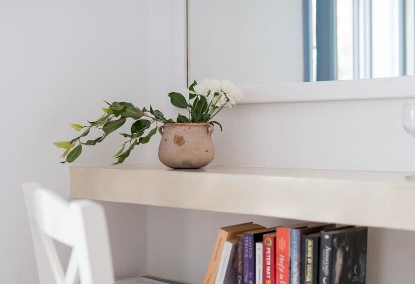 Номер Стандарт Вид на Бассейн, Caldera Romantica