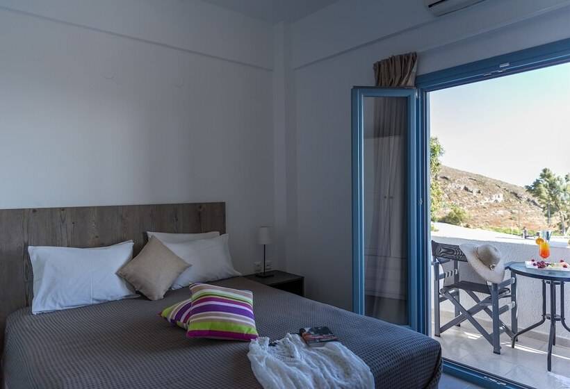 Номер Superior Вид на Бассейн, Caldera Romantica